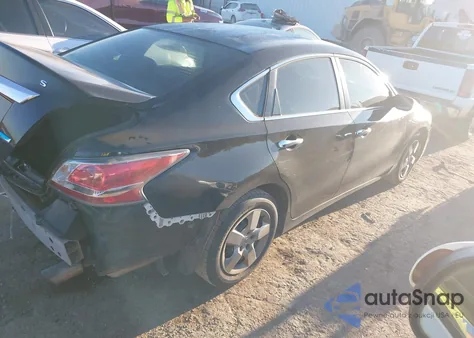 2014 Nissan Altima 2.5 S z USA, uszkodzony, nr VIN 1N4AL3AP9EN239538